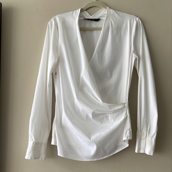 Zara Poplin Off-White Long Sleeve Faux Wrap Side Ruching Blouse Size Large - Picture 10 of 13